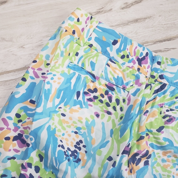 Lilly Pulitzer Sea Soirée Chipper shorts Size 2  Sea blue - Picture 9 of 13